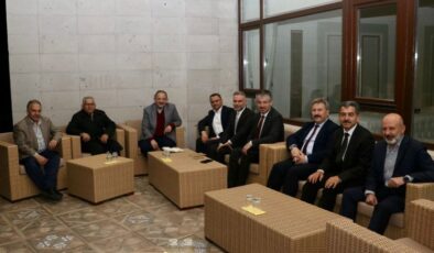 Kayseri başkanlardan Özhaseki’ye brifing