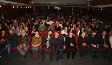 Büyükkılıç ailesinin tiyatro keyfi
