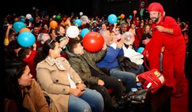 Murat Makar’dan stand-up gösterisi