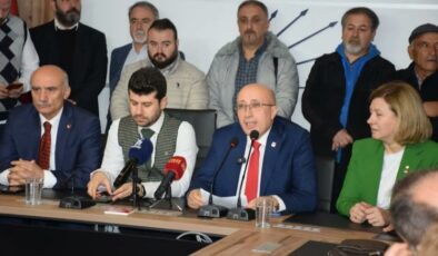 Armağan Gümüş CHP’den Bursa için aday adaylığını açıkladı