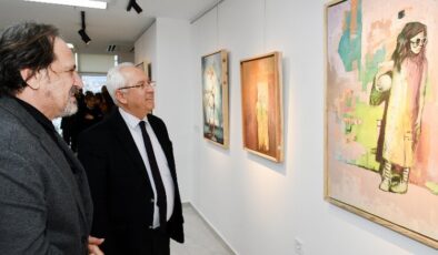 İzmir Karabağlar’da Mehmet Tüver resim sergisi açıldı
