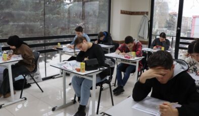 İzmit Çınar Akademi’de kabul sınavı gerçekleşti