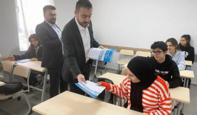 Bursa Kestel’de lise ve üniversite adaylarına deneme sınavı