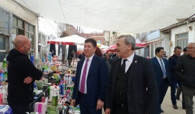 CHP’li aday adayları Pazaryeri’nde kendilerini tanıttı