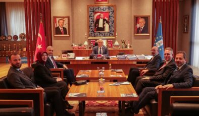 Kütahya’da AK Partili vekil adaylardan Başkan Işık’a ziyaret