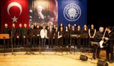 Ankara Üniversitesi’nde afetzede illerin türküleri yankılandı