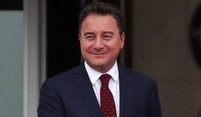 Babacan’dan gençlere çağrı