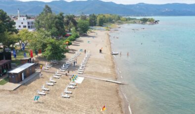 Bursa’da İznik’ten sonra Karacabey de mavi bayrağa kavuştu