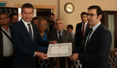 CHP’li vekil mazbatasını Burdur’da aldı