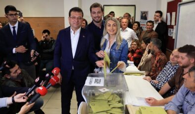 İmamoğlu ailesi oyunu Beylikdüzü’nde kullandı