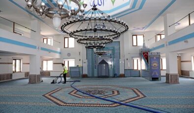 Kayseri Talas’ta camilerde hijyen atağı