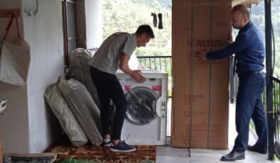 Manisa Akhisar’da evi yanan aileye Büyükşehir eli