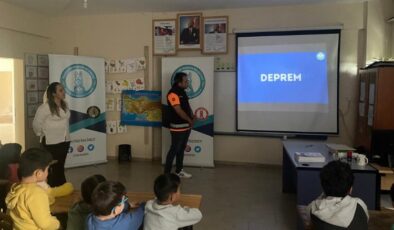 Manisa’da minikler afete karşı bilinçlendiriliyor