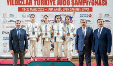 Manisalı judocular Türkiye üçüncüsü oldu