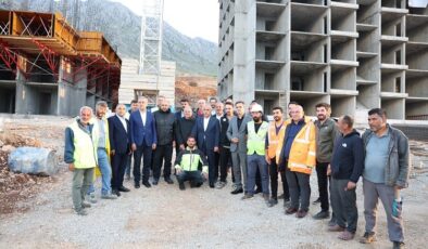 Memduh Büyükkılıç’tan deprem bölgelerine çıkarma