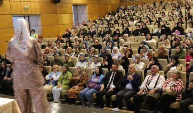Rize’de Hatice Kübra Tongar’a yoğun ilgi