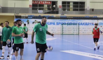 Sakarya hentbolda hedef kupa!