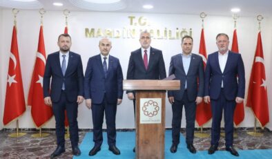 Çalışma Bakanı Vedat lşıkhan Mardin’de