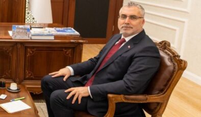 En düşük memur maaşını telaffuz etti