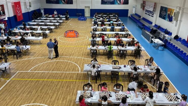 Gaziantep’te ‘babalar’ gibi turnuva
