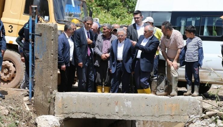 Kayseri Büyükşehir selin izlerini siliyor