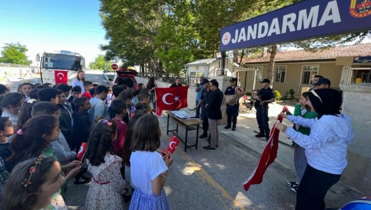 Kızören Jandarması’nda 184. yılda sürprizle karşılandı