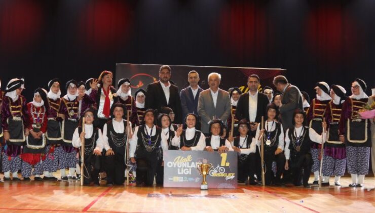 Konya Büyükşehir Halk Oyunları Ligi’nde final heyecanı