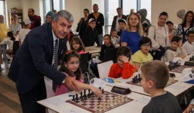 Kütahya’da satranç turnuvası başladı