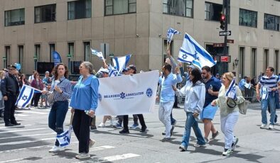 New York’ta İsrail Günü Yürüyüşü protesto edildi