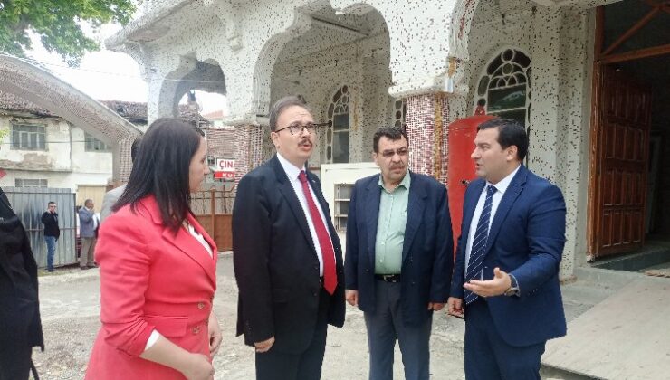 Pazaryeri’nde restore edilen tarihi camiye Vali Kızılkaya’dan inceleme