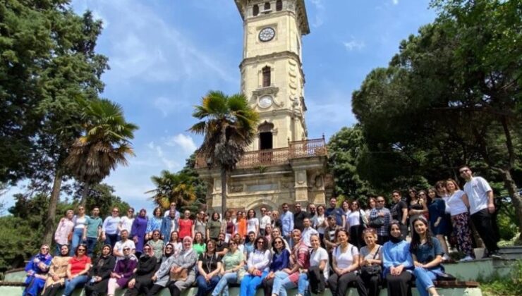 Sağlık çalışanları İzmit’te tarihi soludu