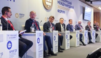 St. Petersburg Uluslararası Ekonomi Forumu başladı