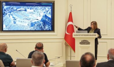 Başkan Şahin ‘Dirençli şehir Gaziantep’i anlattı