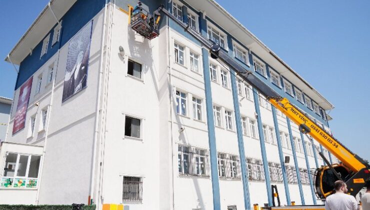 Beylikdüzü’nde okullar yerel yönetim desteğiyle güzelleşiyor
