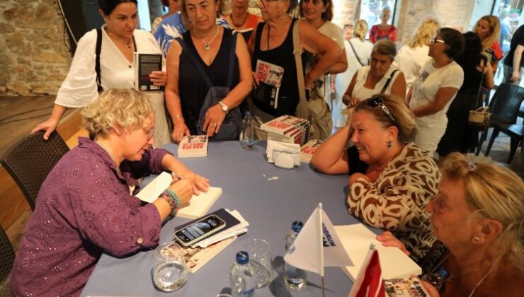 Bodrum’da ‘Askıda Hayatlar’ için imza günü