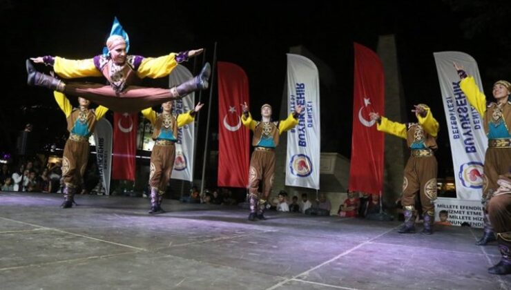 Halk Dansları Festivali coşkulu başladı