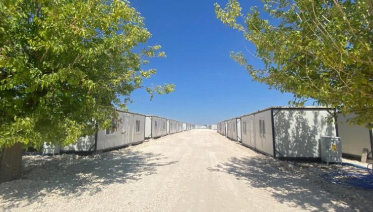 İzmit Adıyaman’daki konteynerleri tamamladı