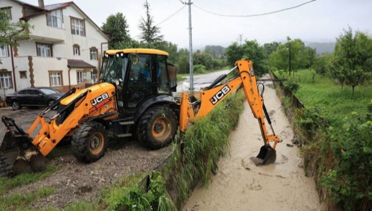 Kuvvetli yağışa Sakarya Büyükşehir’den anında müdahale