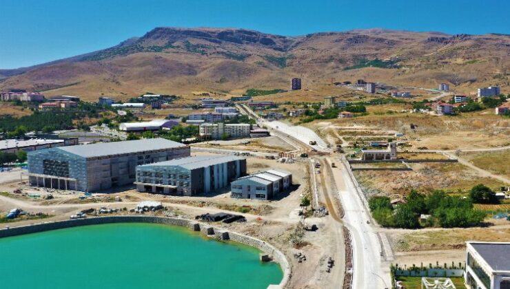 Malatya’da ‘Güldal Akşit’te çalışmaları sürüyor