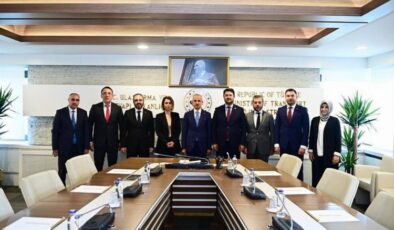 Mehmet Savran’dan Bakan Uraloğlu’na ziyaret