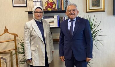 Memduh Büyükkılıç’tan Kayseri milletvekilleri’ne çıkarma