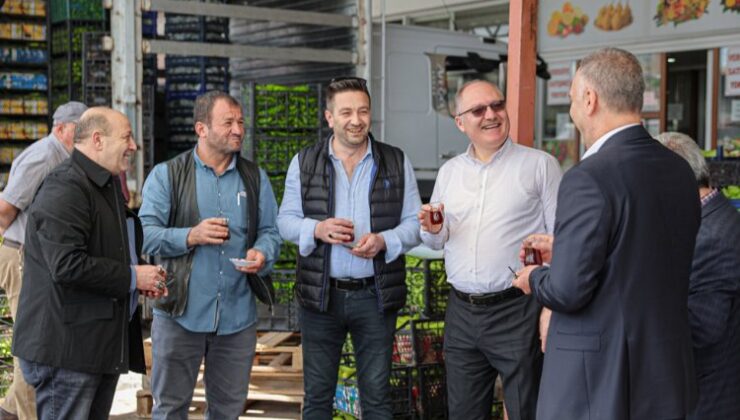Sivas’ta Hal esnafından Başkan Bilgin’e teşekkür
