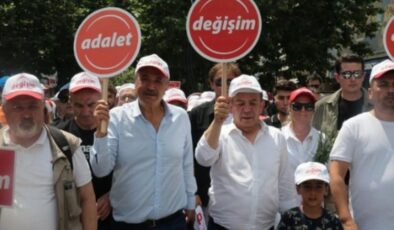 Tanju Özcan ‘değişim’ için yürüyor