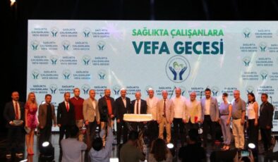 TÜSÇAD’dan sağlıkta çalışanlara vefa