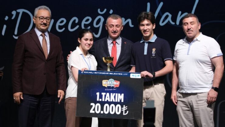 Kocaeli’de münazarada ödüller sahiplerini buldu