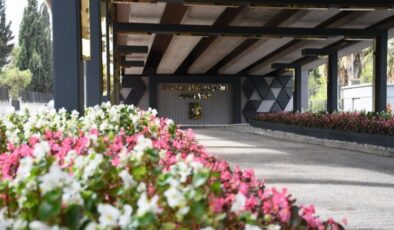 Balıkesir Büyükşehir’in elinin değdiği yer çiçek açıyor