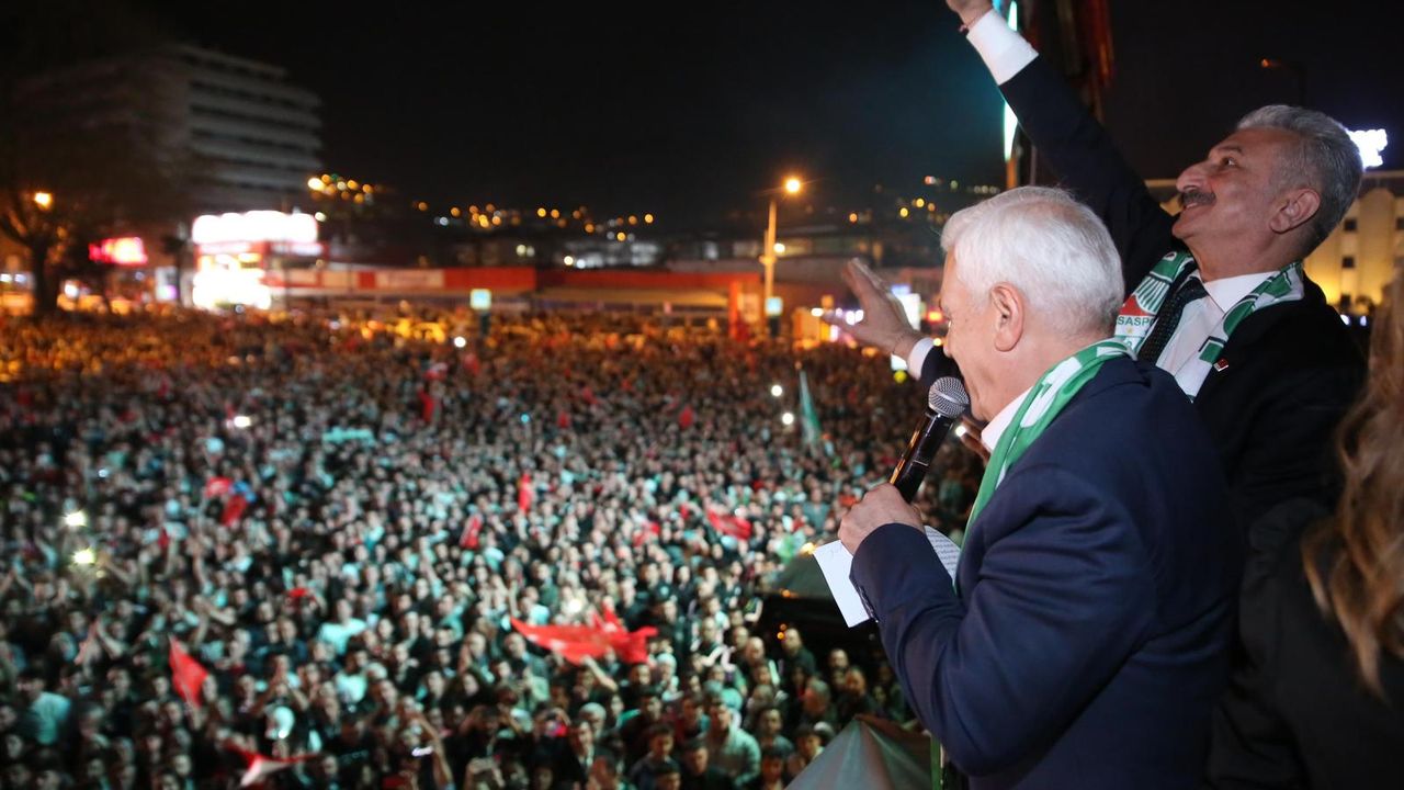 Bozbey'den zafer konuşması: “Bu değişimin kahramanı sizlersiniz” - Bursa Press - Bursa'nın Haber Sitesi